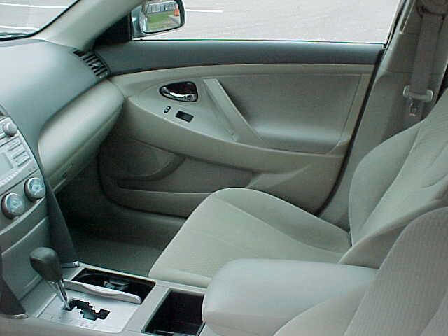 Used 2009 Toyota Camry LE image 19