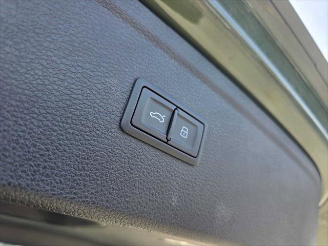 Used 2025 Audi Q5 2.0T Premium w/ Convenience Plus Package AWD/4WD image 18