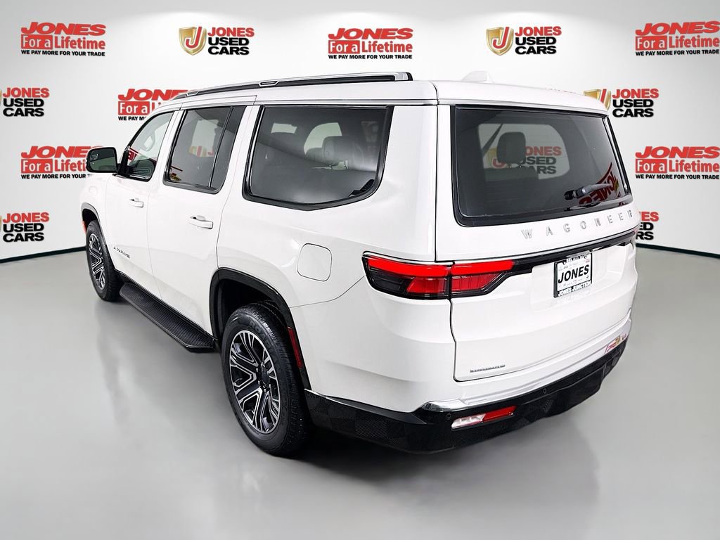 Used 2022 Jeep Wagoneer Series III w/ Flexible Seating Group image 2