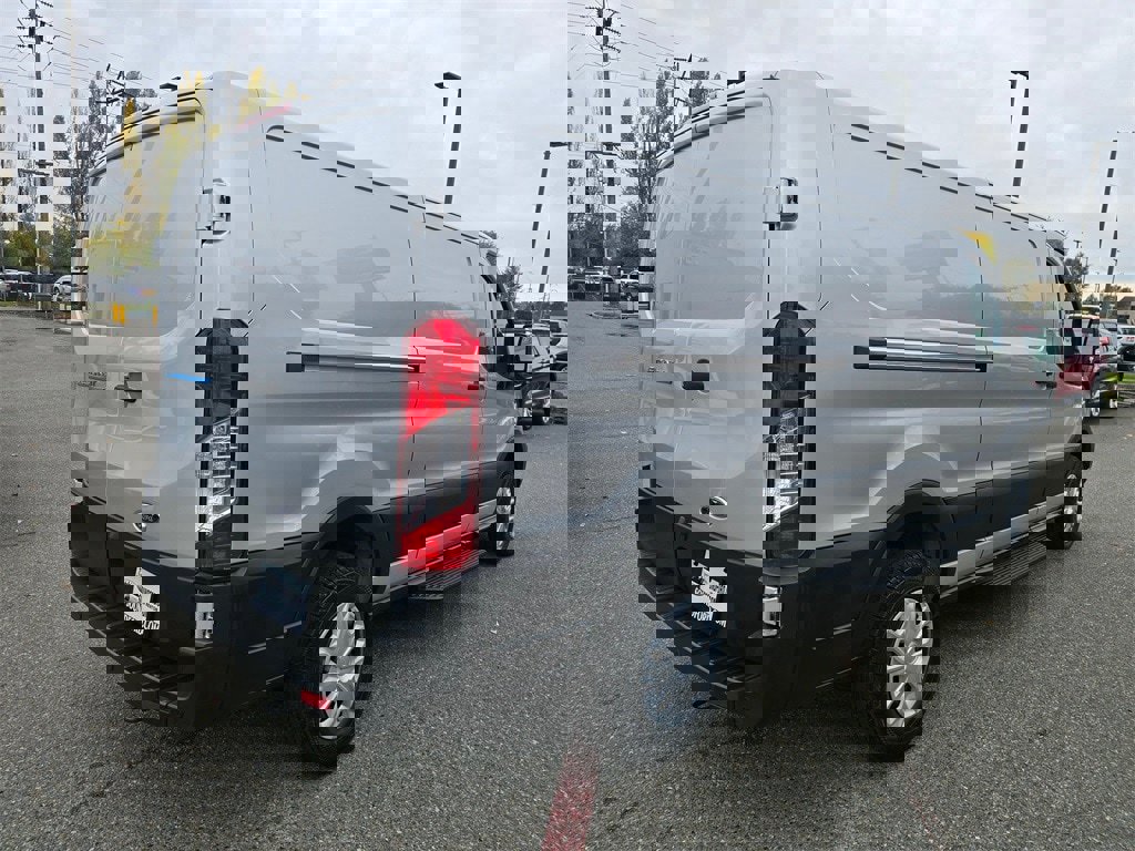 Used 2023 Ford E-Transit Low Roof image 5