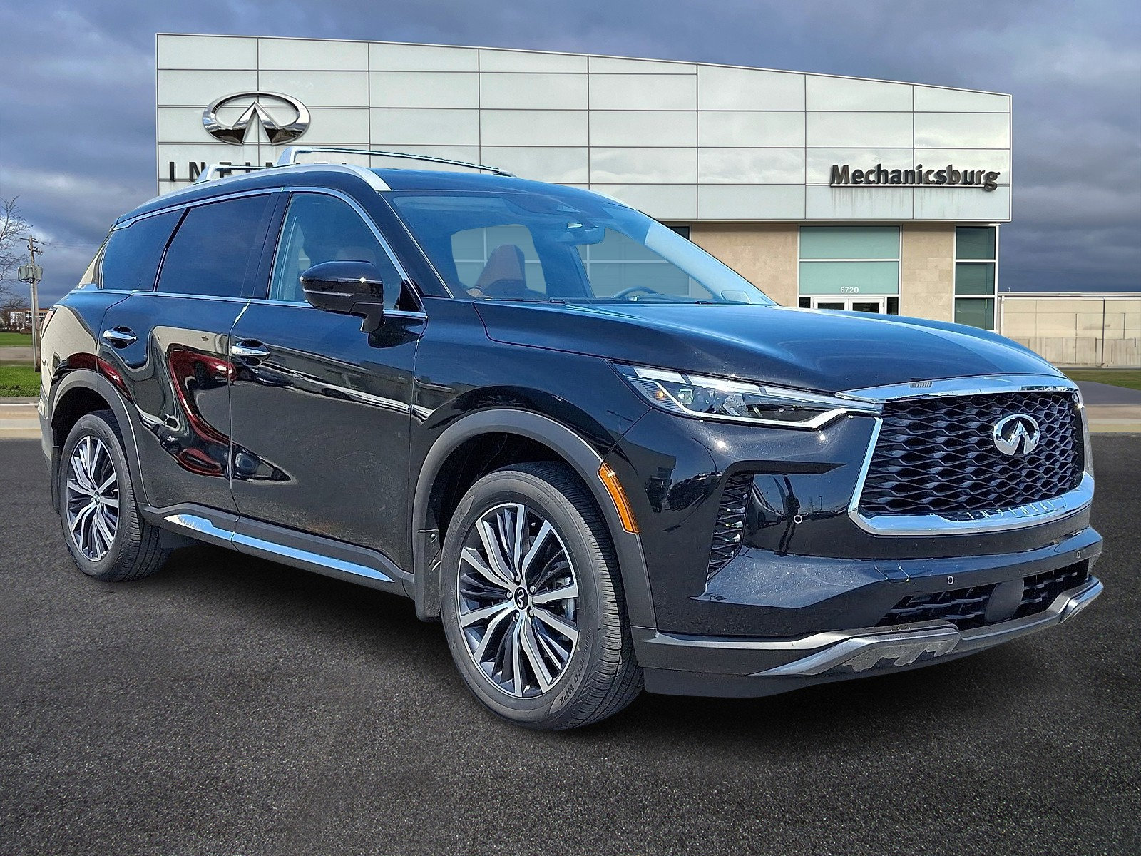 Certified 2025 INFINITI QX60 Sensory w/ Vision Package
