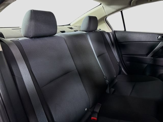 Used 2011 MAZDA MAZDA3 i Sport image 22