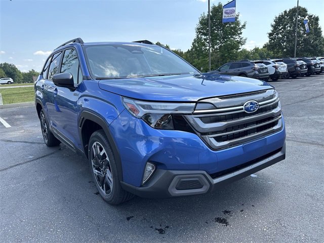 New 2025 Subaru Forester Limited w/ Popular Package image 2