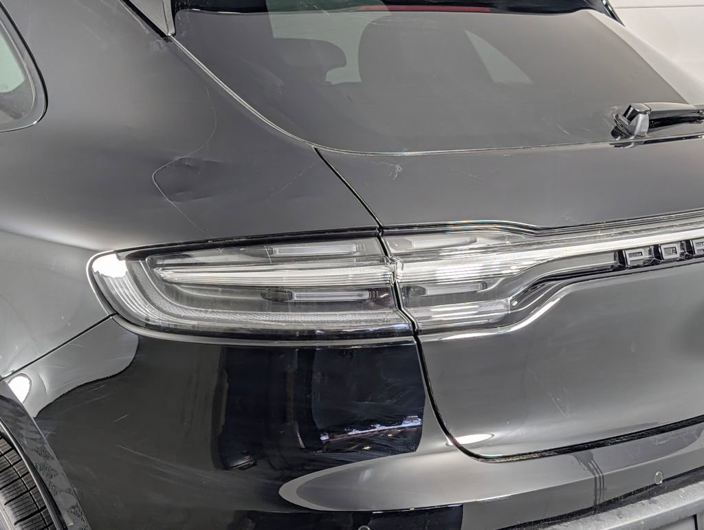 New 2026 Porsche Macan image 16