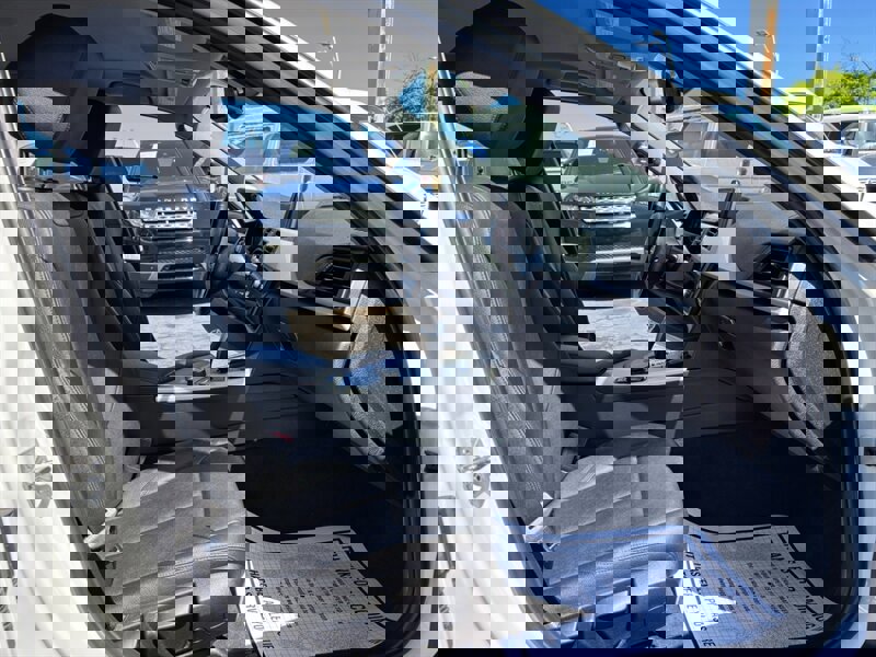 Used 2014 BMW 320i Sedan image 12