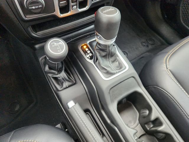 Used 2024 Jeep Gladiator Sport AWD/4WD image 23