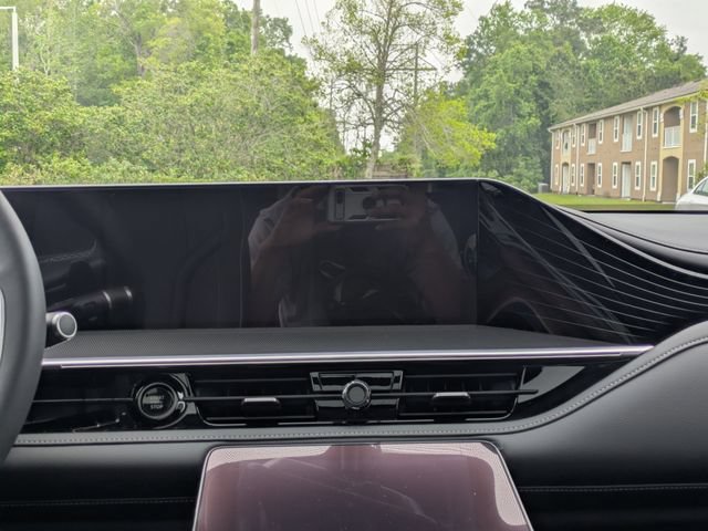 New 2026 INFINITI QX80 Luxe w/ Cargo Package RWD image 19