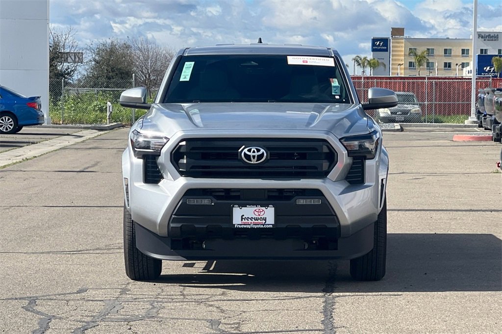 Used 2025 Toyota Tacoma SR5 image 11
