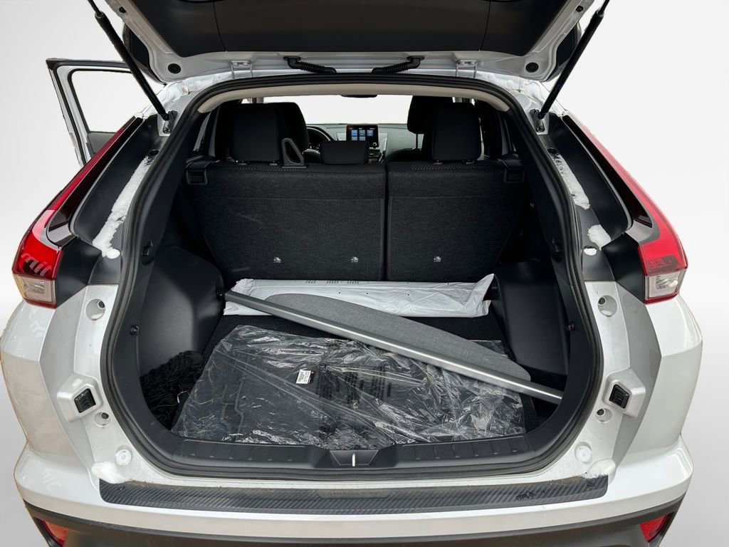 Used 2025 Mitsubishi Eclipse Cross LE image 25