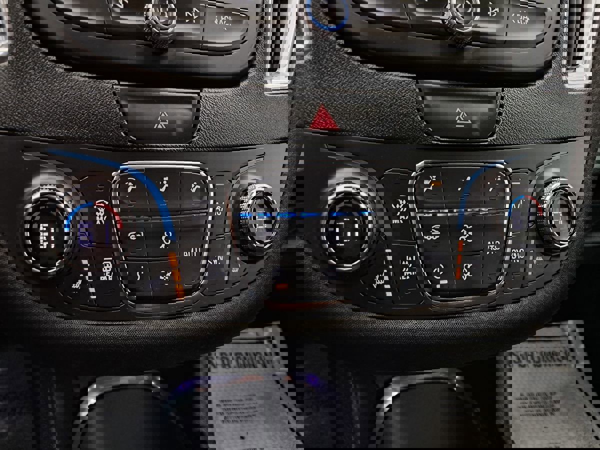 Used 2019 Chevrolet Malibu LT w/ Driver Confidence Package II image 22