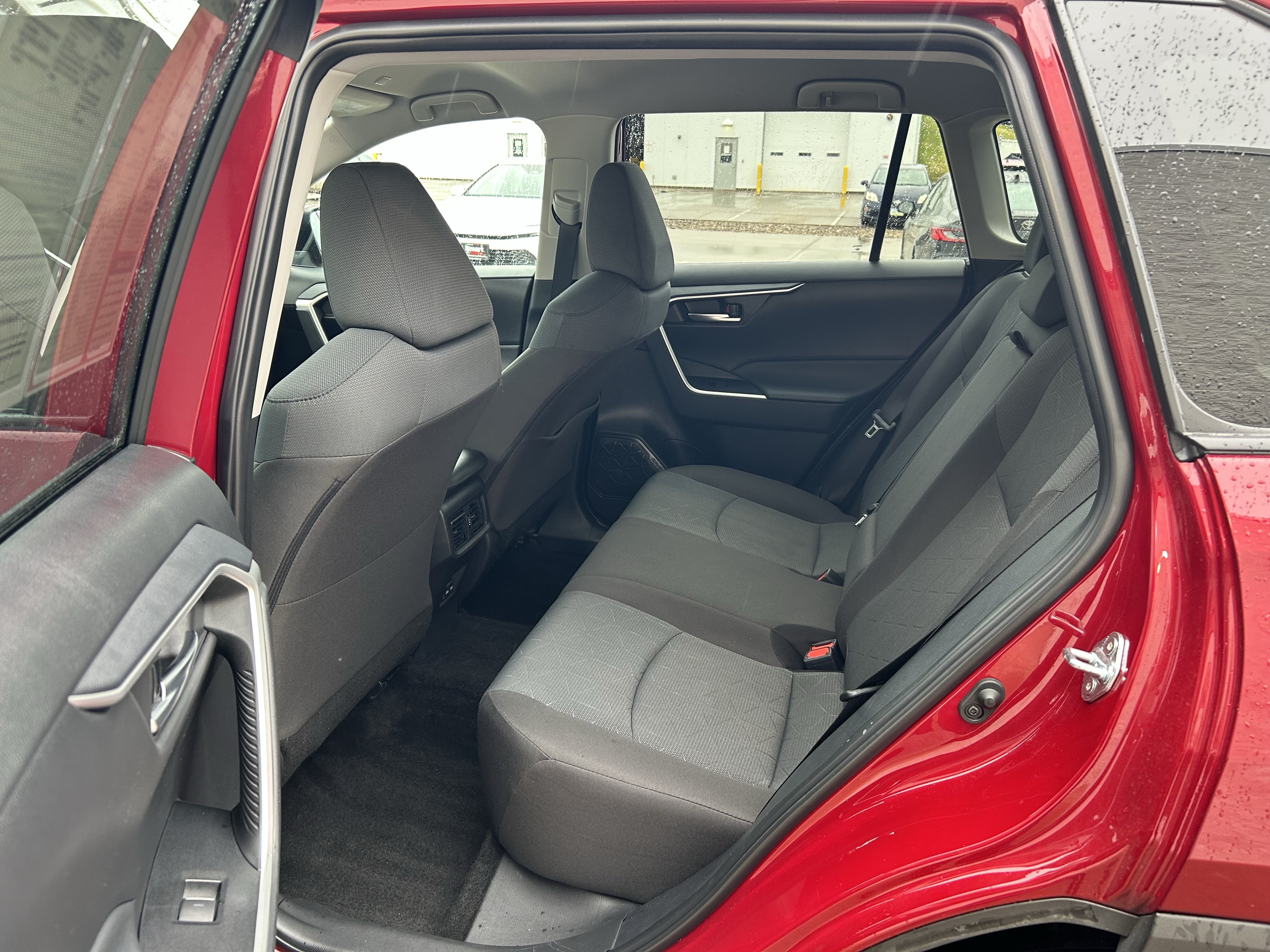 Certified 2025 Toyota RAV4 XLE AWD/4WD image 17