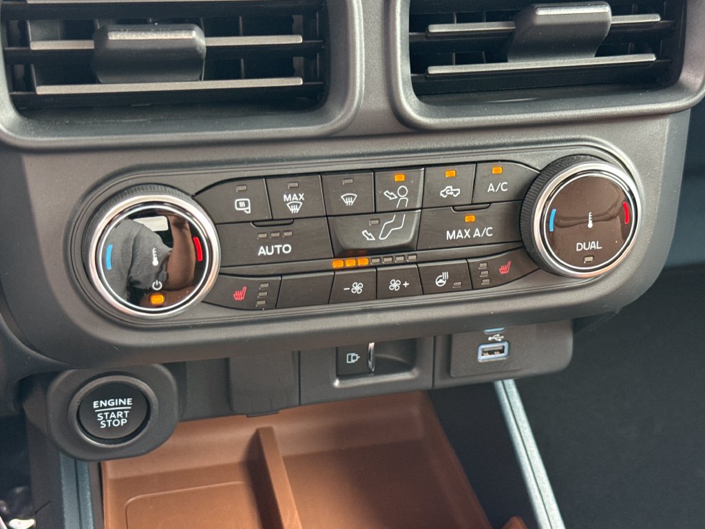 Certified 2024 Ford Maverick Lariat AWD/4WD image 23