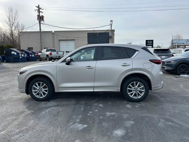 Used 2024 MAZDA CX-5 AWD 2.5 S w/ Select Package image 6