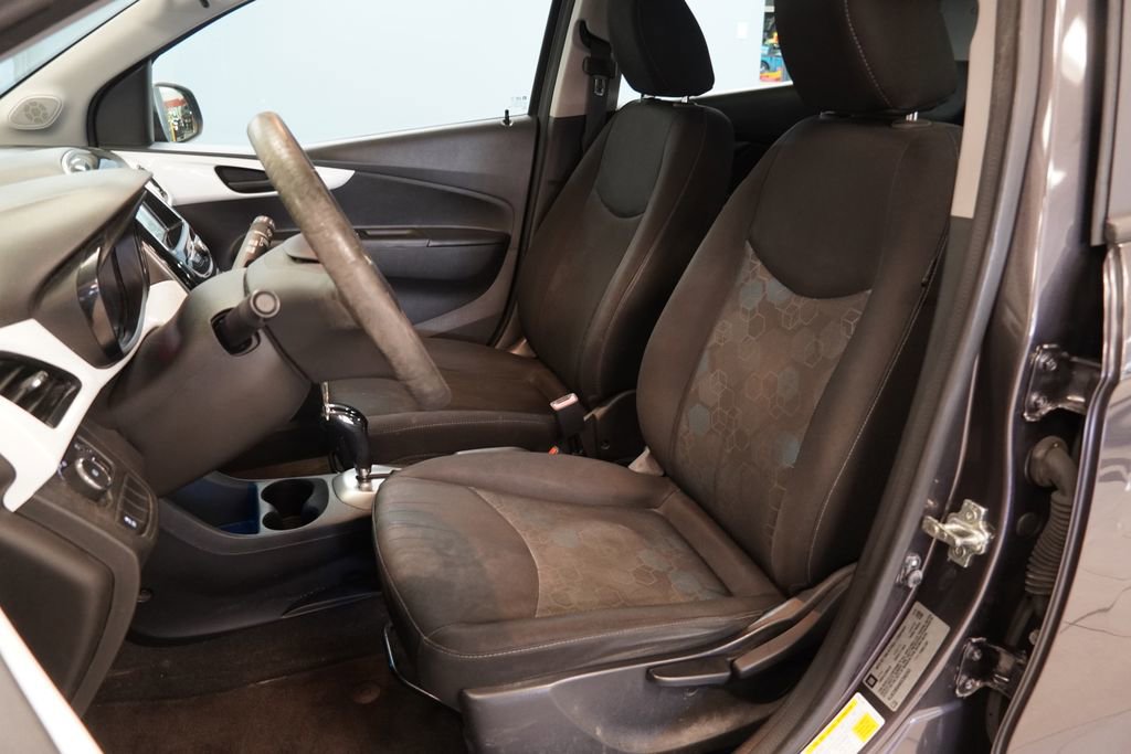 Used 2016 Chevrolet Spark LT image 3