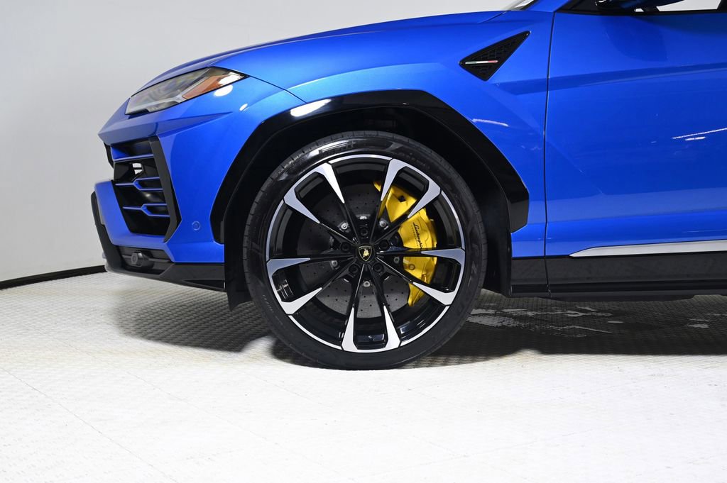 Used 2021 Lamborghini Urus image 35