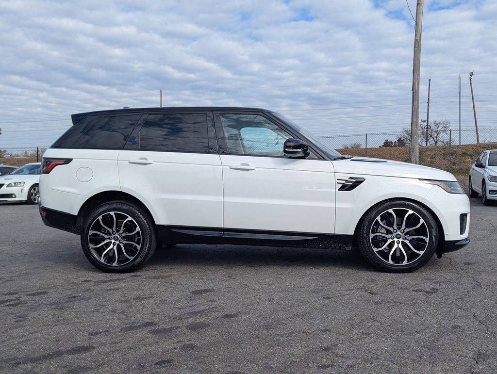 Used 2020 Land Rover Range Rover Sport HSE image 4