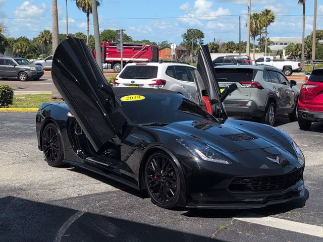 Used 2019 Chevrolet Corvette Stingray Convertible w/ 3LT Preferred Equipment Group RWD image 3