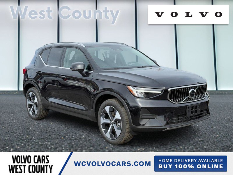 New 2025 Volvo XC40 B5 Core w/ Protection Package Premier