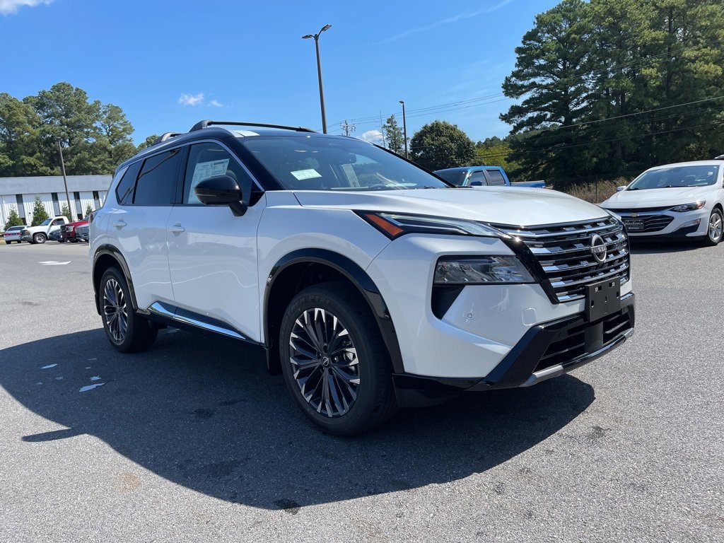 New 2026 Nissan Rogue Platinum image 4