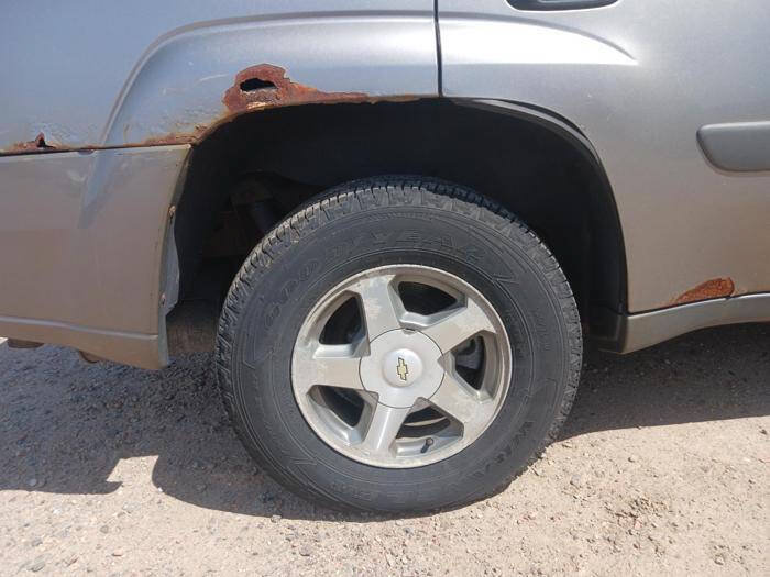Used 2005 Chevrolet TrailBlazer LS w/ LS Preferred Equipment Group AWD/4WD image 12