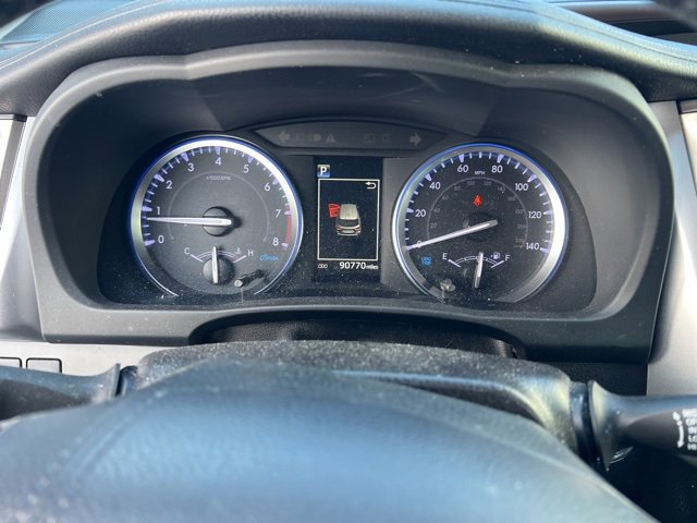 Used 2019 Toyota Highlander XLE image 10