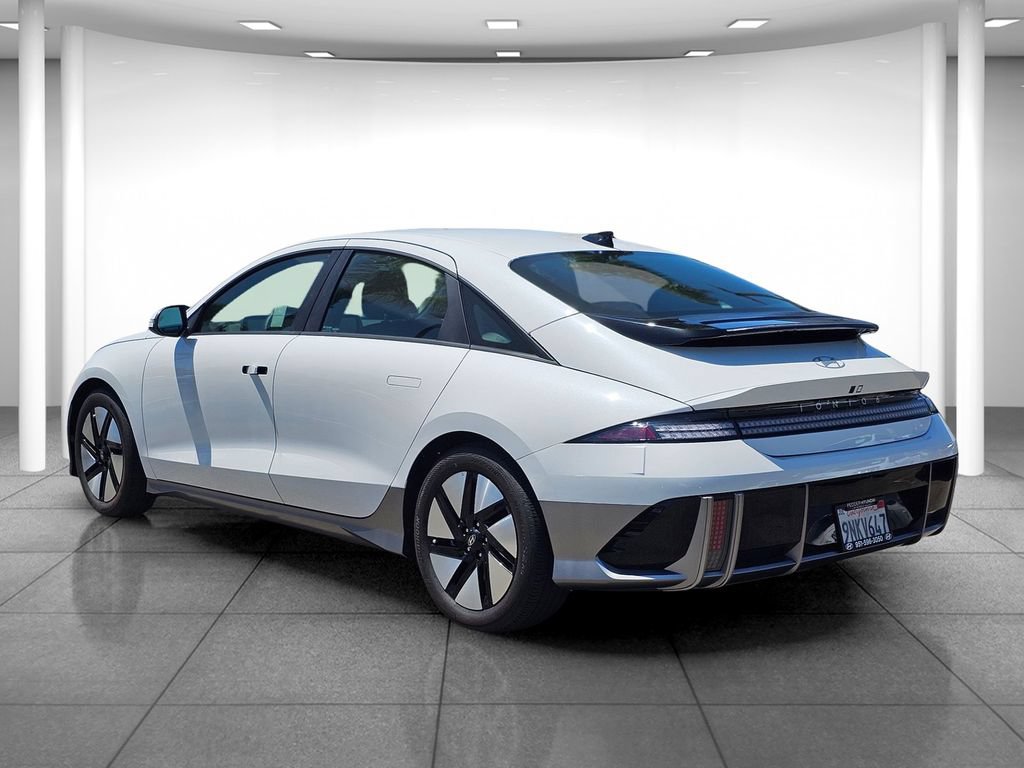 Certified 2024 Hyundai Ioniq 6 SEL RWD image 4