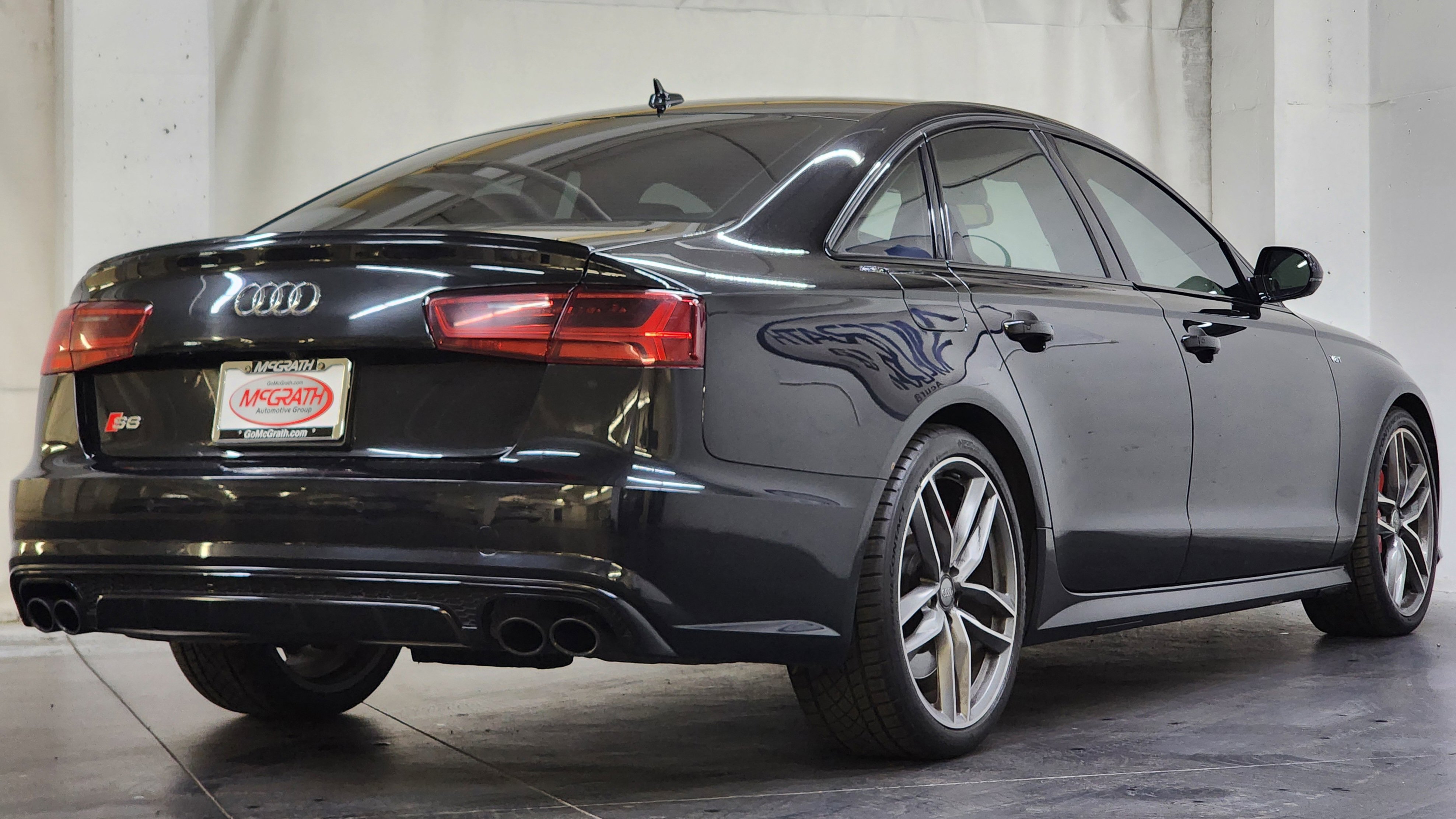 Used 2018 Audi S6 Prestige w/ S Sport Package image 5