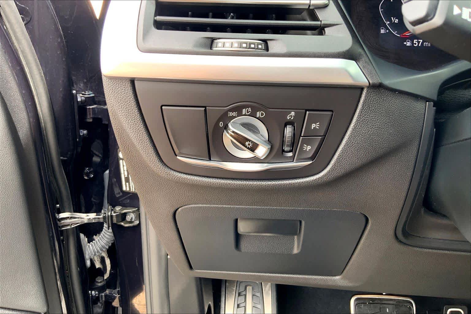 Used 2023 BMW X4 M40i w/ Parking Assistance Package AWD/4WD image 36
