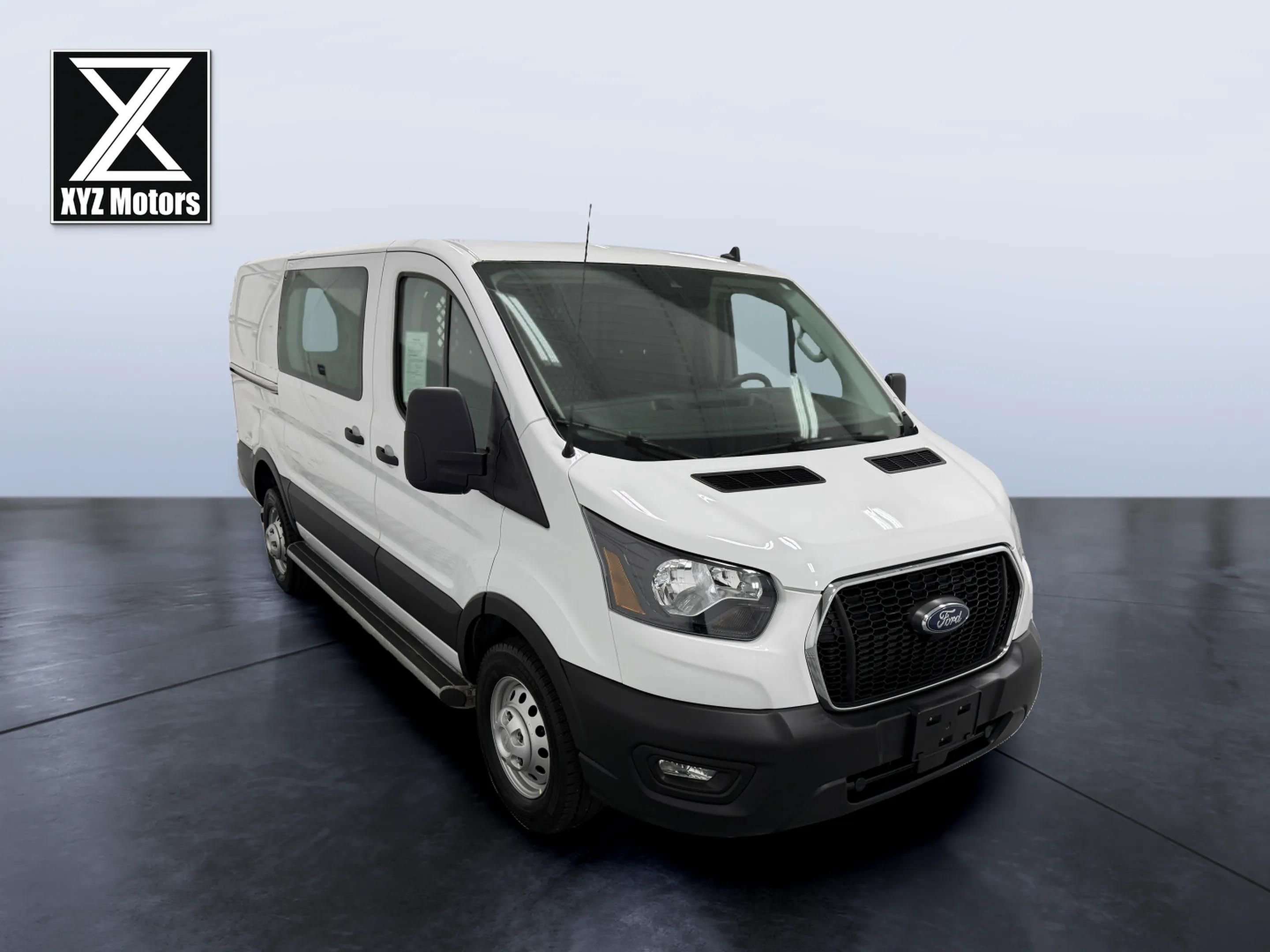 Used 2024 Ford Transit 250 Low Roof AWD w/ Exterior Upgrade Package image 6
