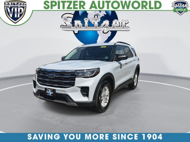 Used 2025 Ford Explorer Active AWD/4WD image 7