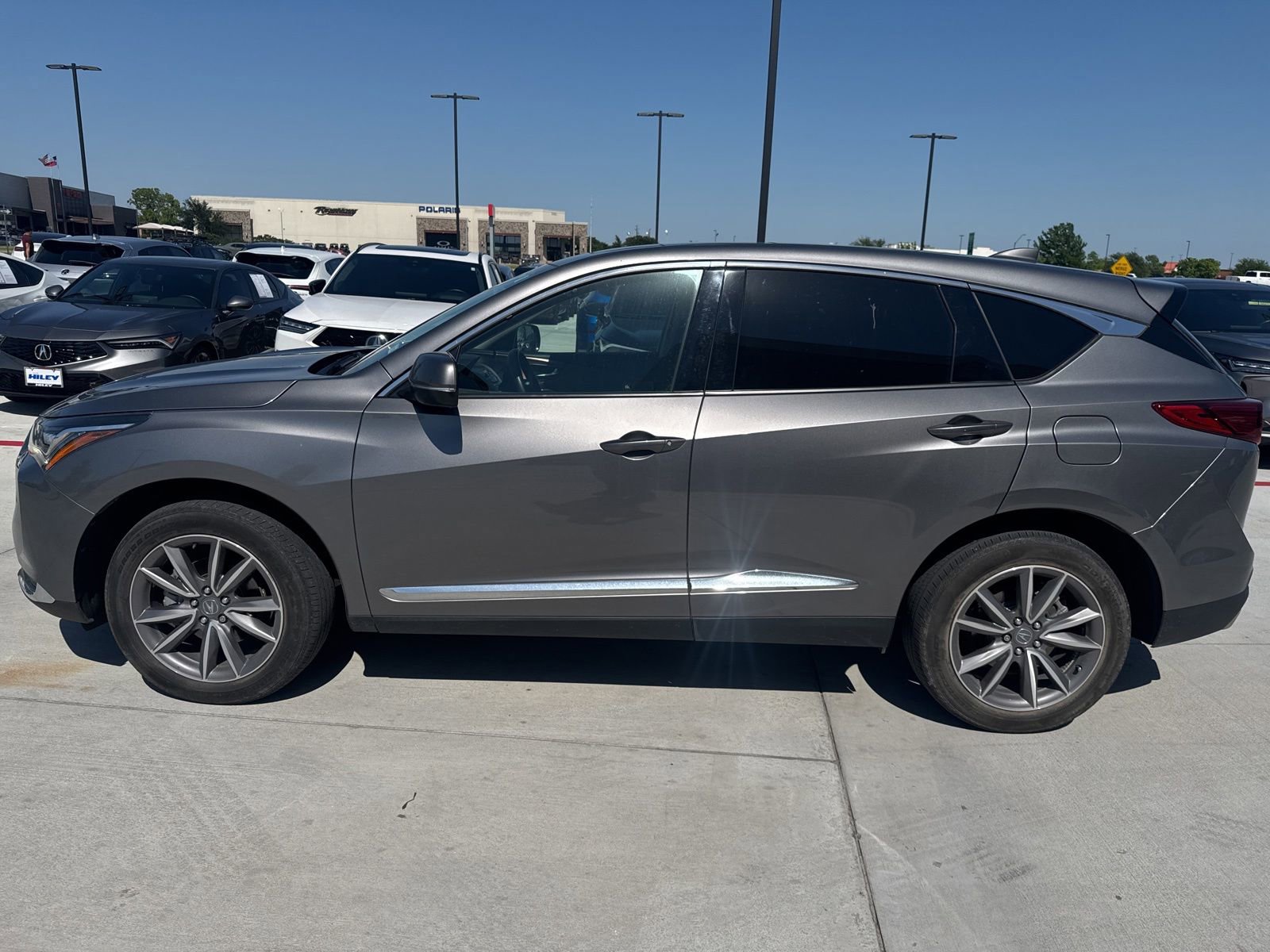 Used 2023 Acura RDX FWD w/ Technology Package image 5