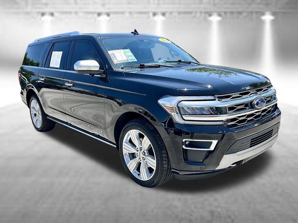 Used 2023 Ford Expedition Max Platinum AWD/4WD image 3