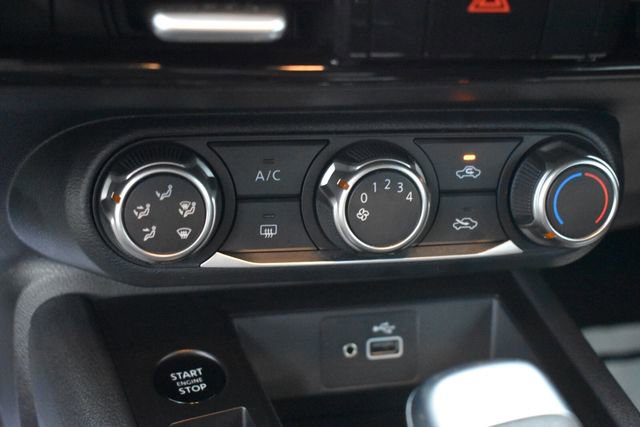 Used 2025 Nissan Kicks S image 26