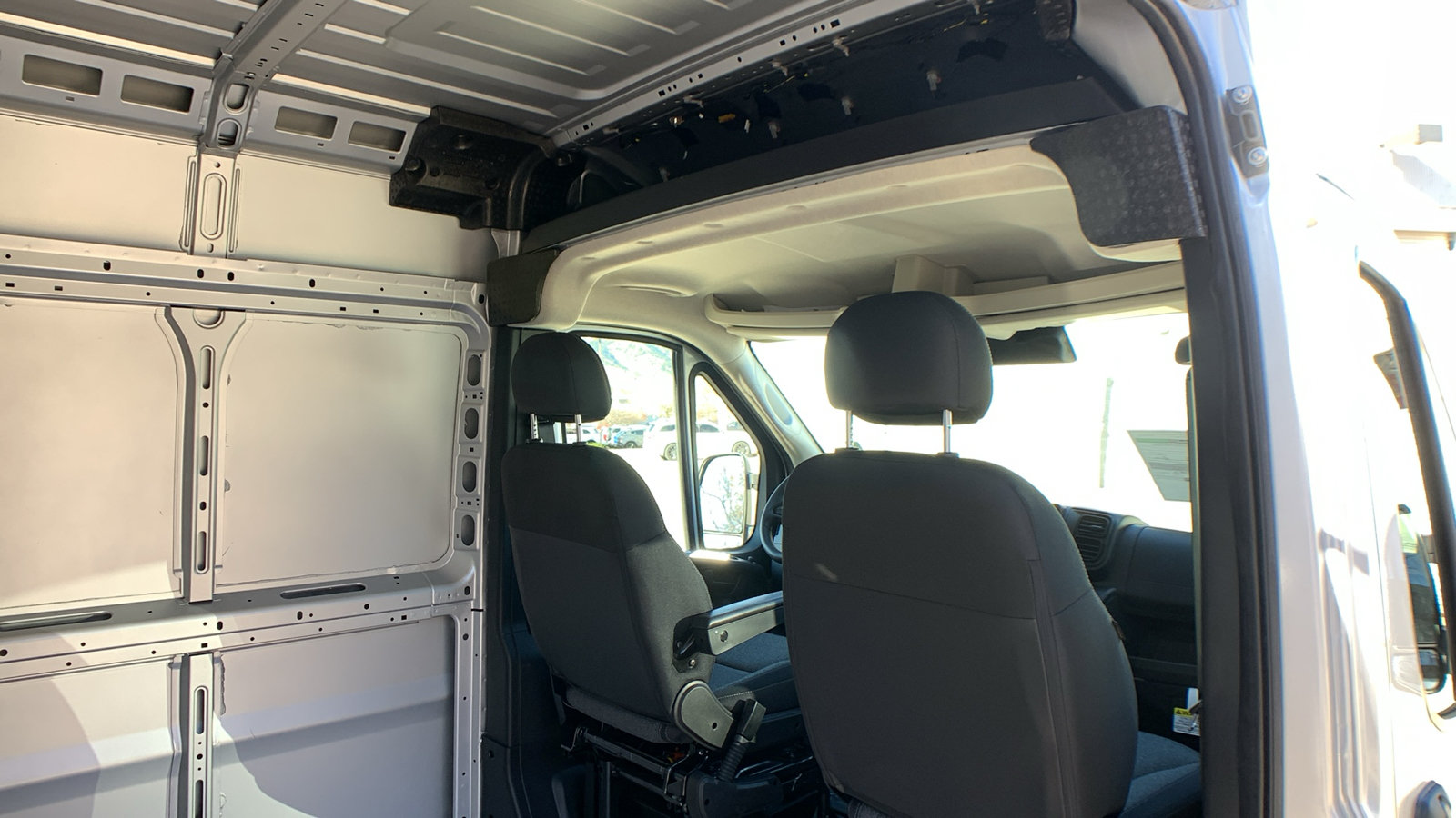 New 2026 RAM ProMaster 1500 w/ Convenience Group FWD image 25