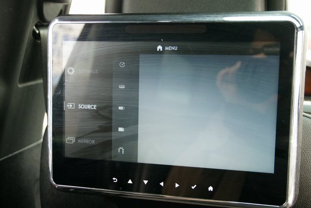 Used 2018 Lincoln Navigator L Select image 33