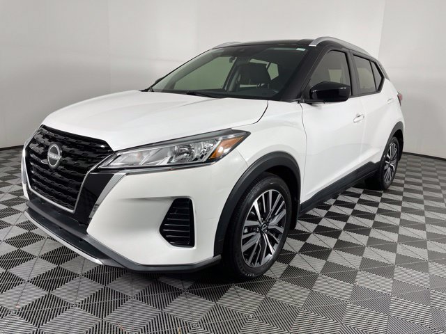 Used 2023 Nissan Kicks SV FWD image 6