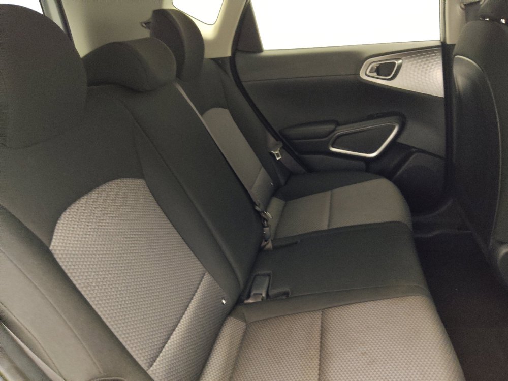 Used 2020 Kia Soul LX FWD image 19
