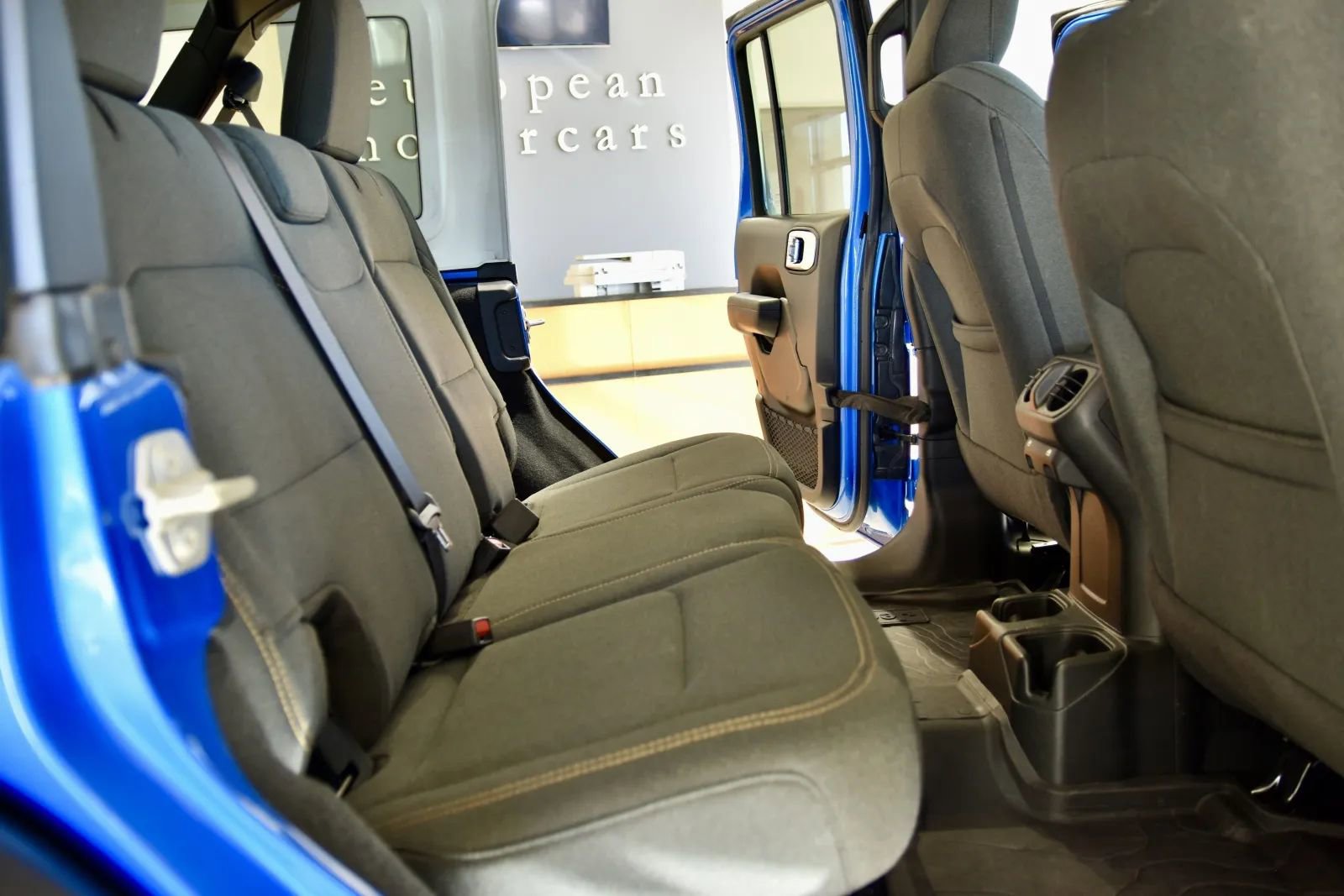 Used 2024 Jeep Wrangler Willys image 22