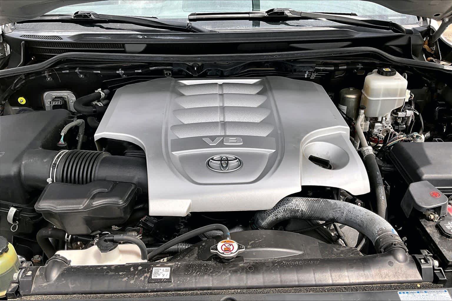 Used 2021 Toyota Land Cruiser AWD/4WD image 32