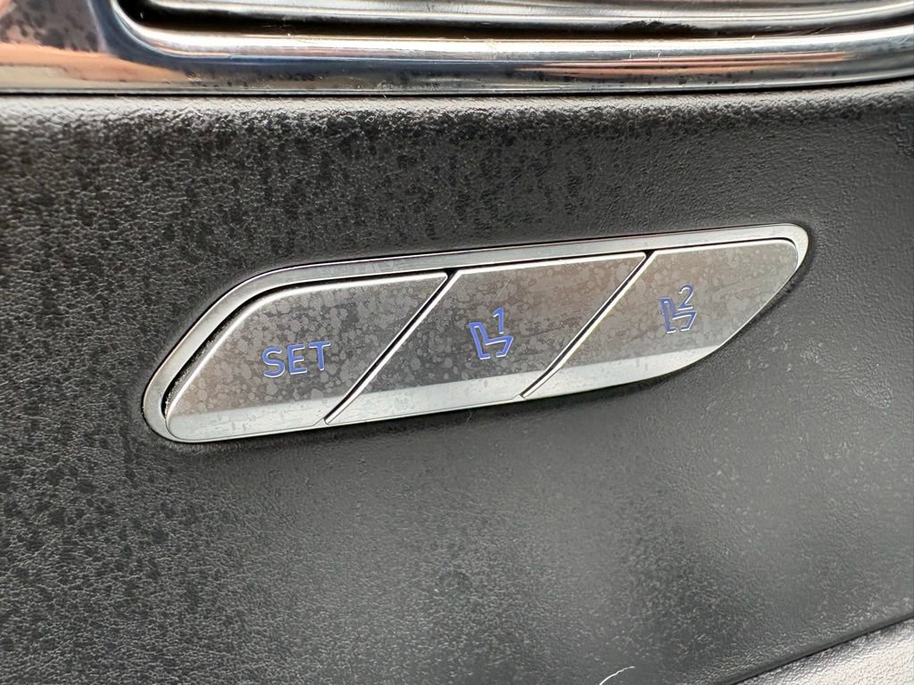 Used 2024 Genesis GV80 2.5T AWD/4WD image 25