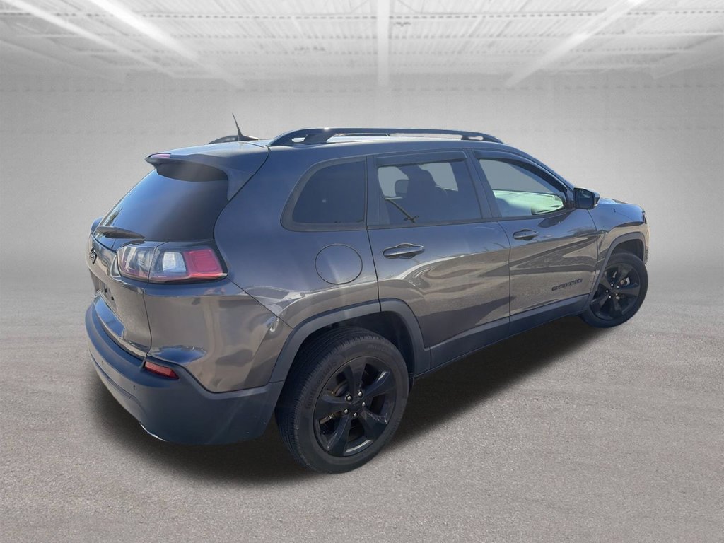 Used 2019 Jeep Cherokee Latitude Plus FWD image 3