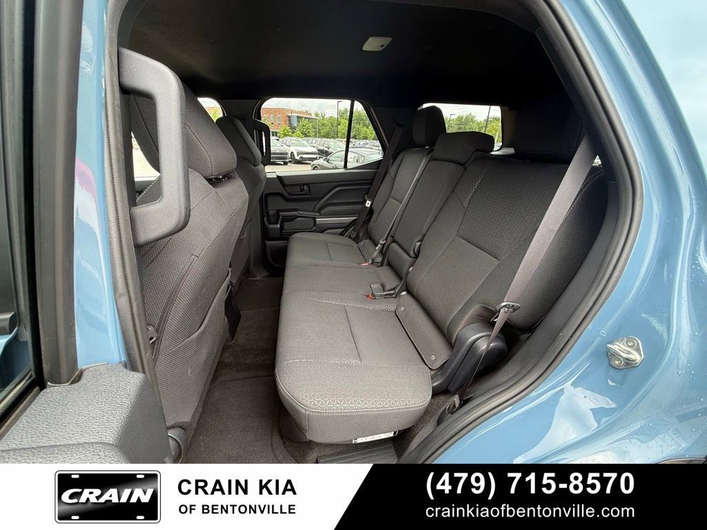 Used 2025 Toyota 4Runner SR5 AWD/4WD image 24