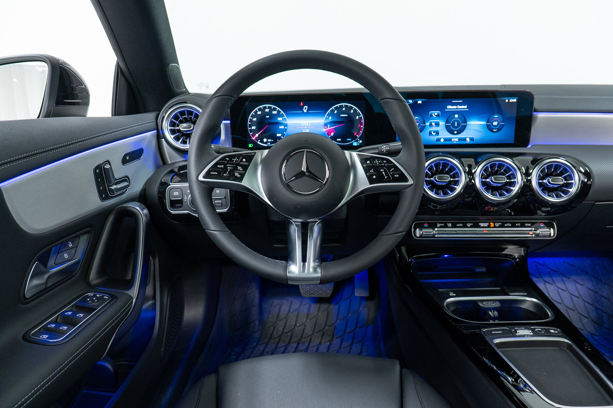 New 2026 Mercedes-Benz CLA 250 4MATIC image 17