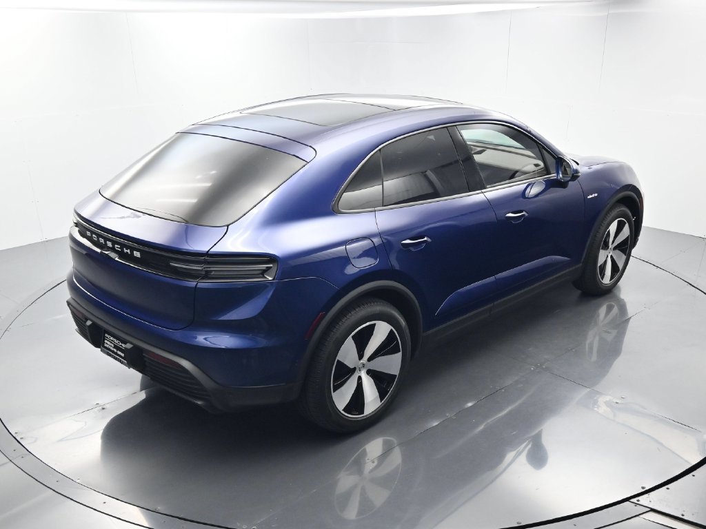 Certified 2026 Porsche Macan 4 Electric w/ Premium Package AWD/4WD image 42