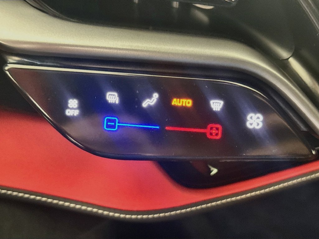 Used 2022 Ferrari SF90 Stradale AWD/4WD image 16