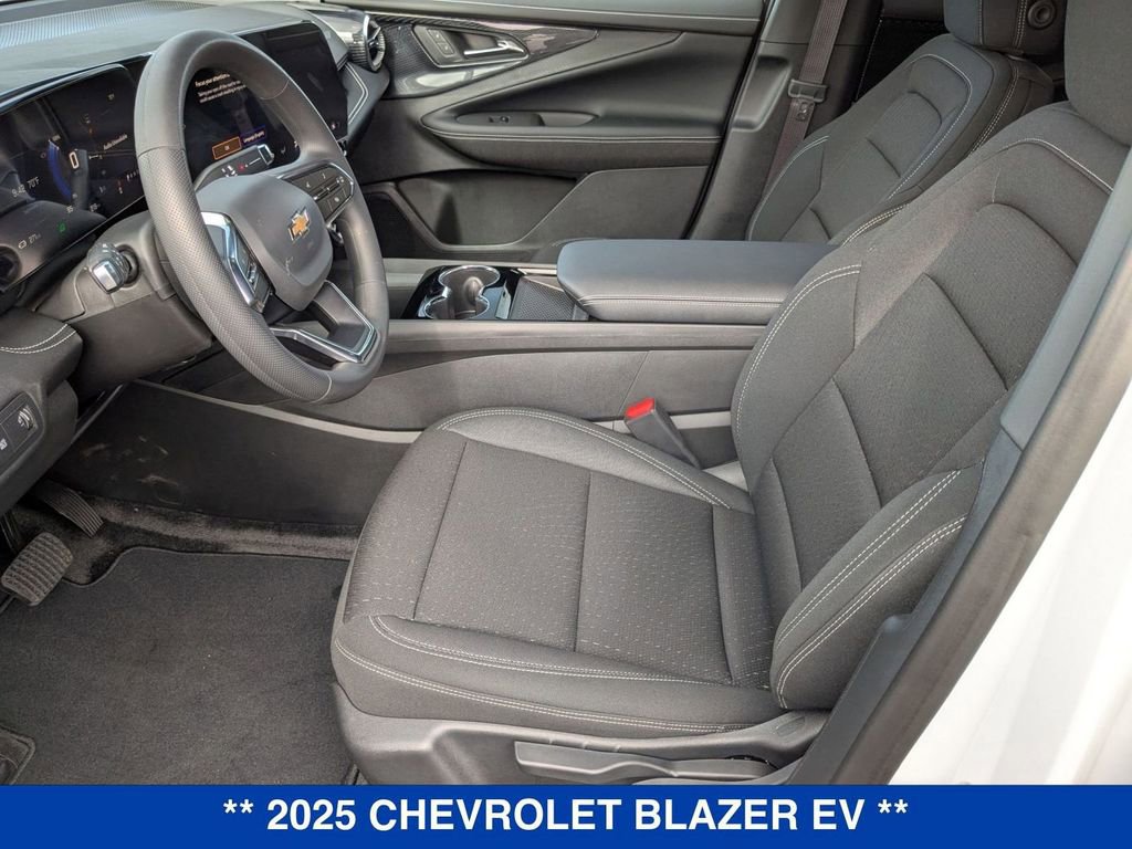 New 2025 Chevrolet Blazer EV LT image 13