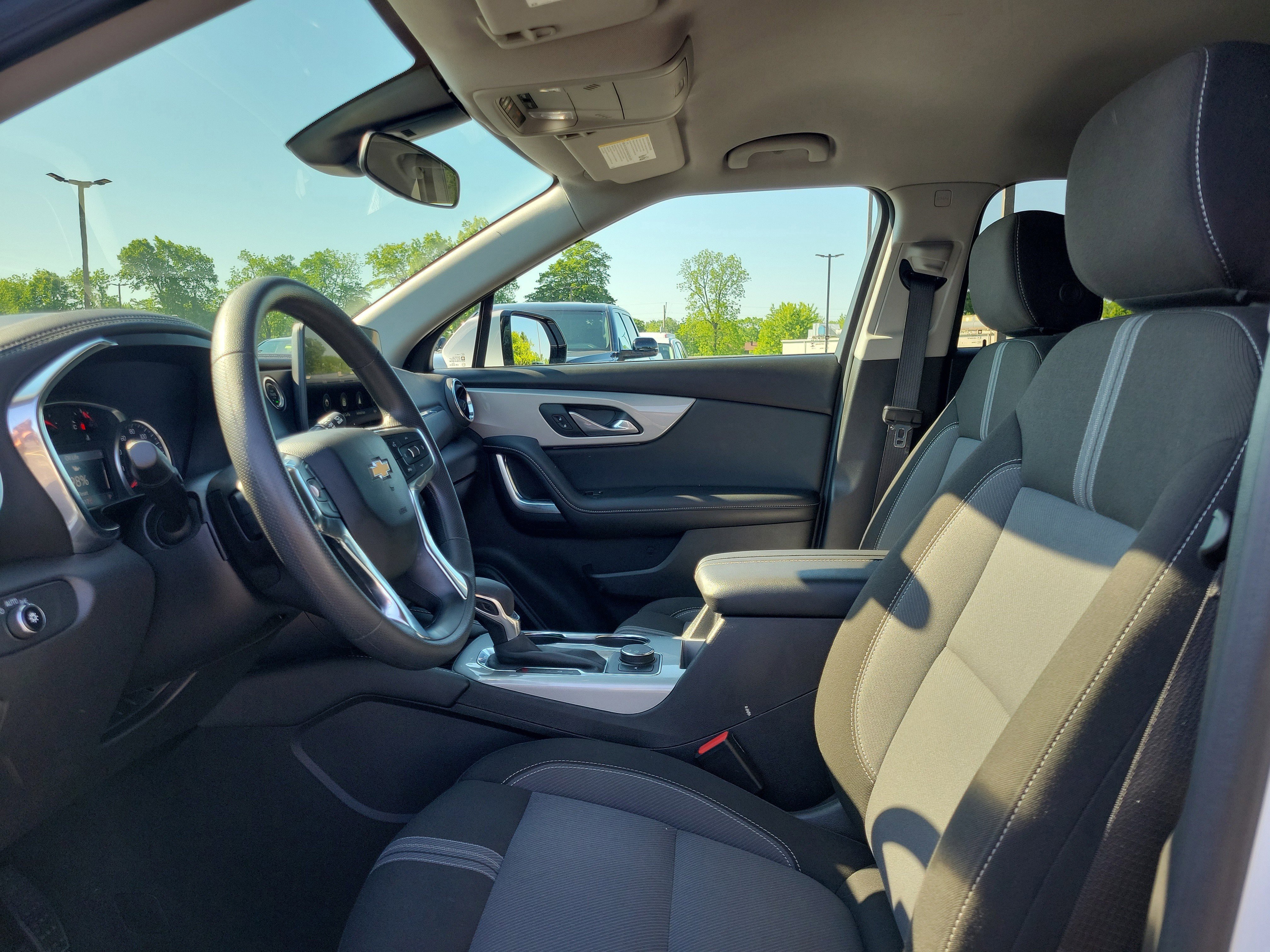 Used 2025 Chevrolet Blazer LT AWD/4WD image 15