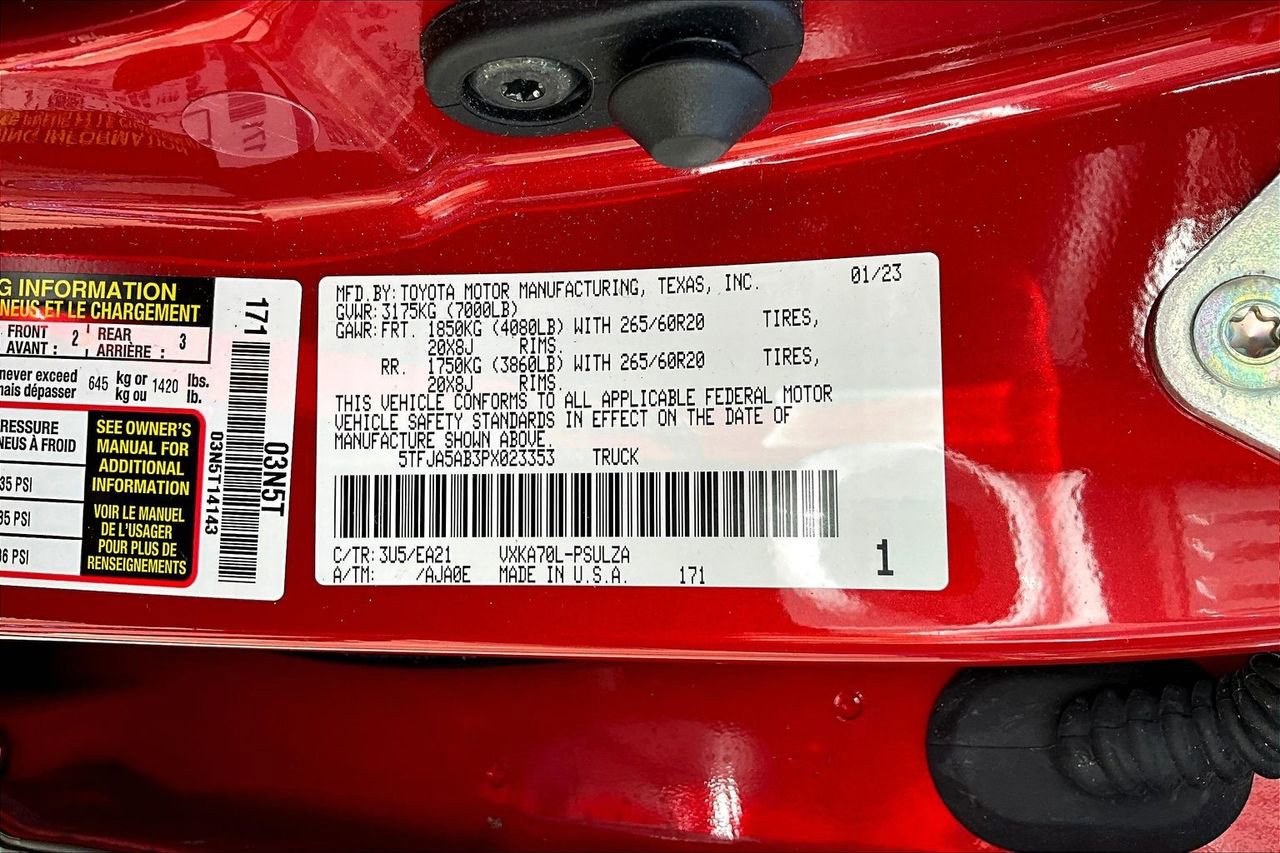 Used 2023 Toyota Tundra Limited image 16