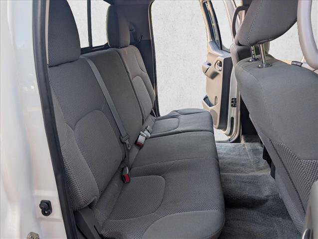 Used 2016 Nissan Frontier SV RWD image 16