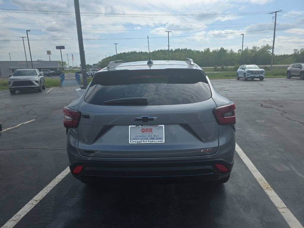 New 2026 Chevrolet Trax RS w/ Driver Confidence Package FWD image 6